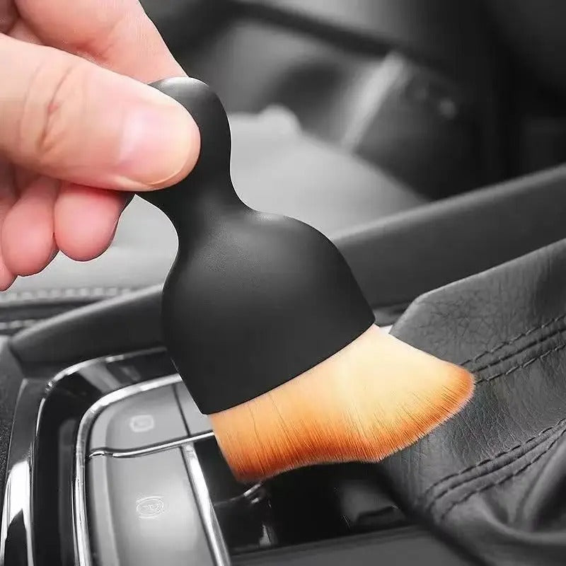 2 Pieces of Car Interior Cleaning Brush